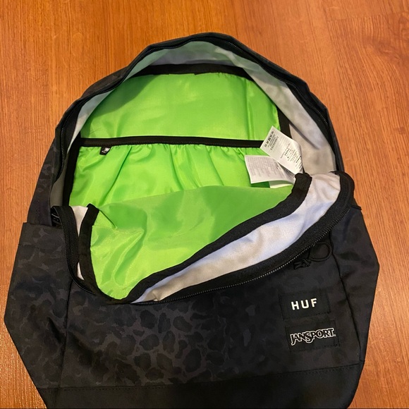 Wells backpack - Picture 5 of 7